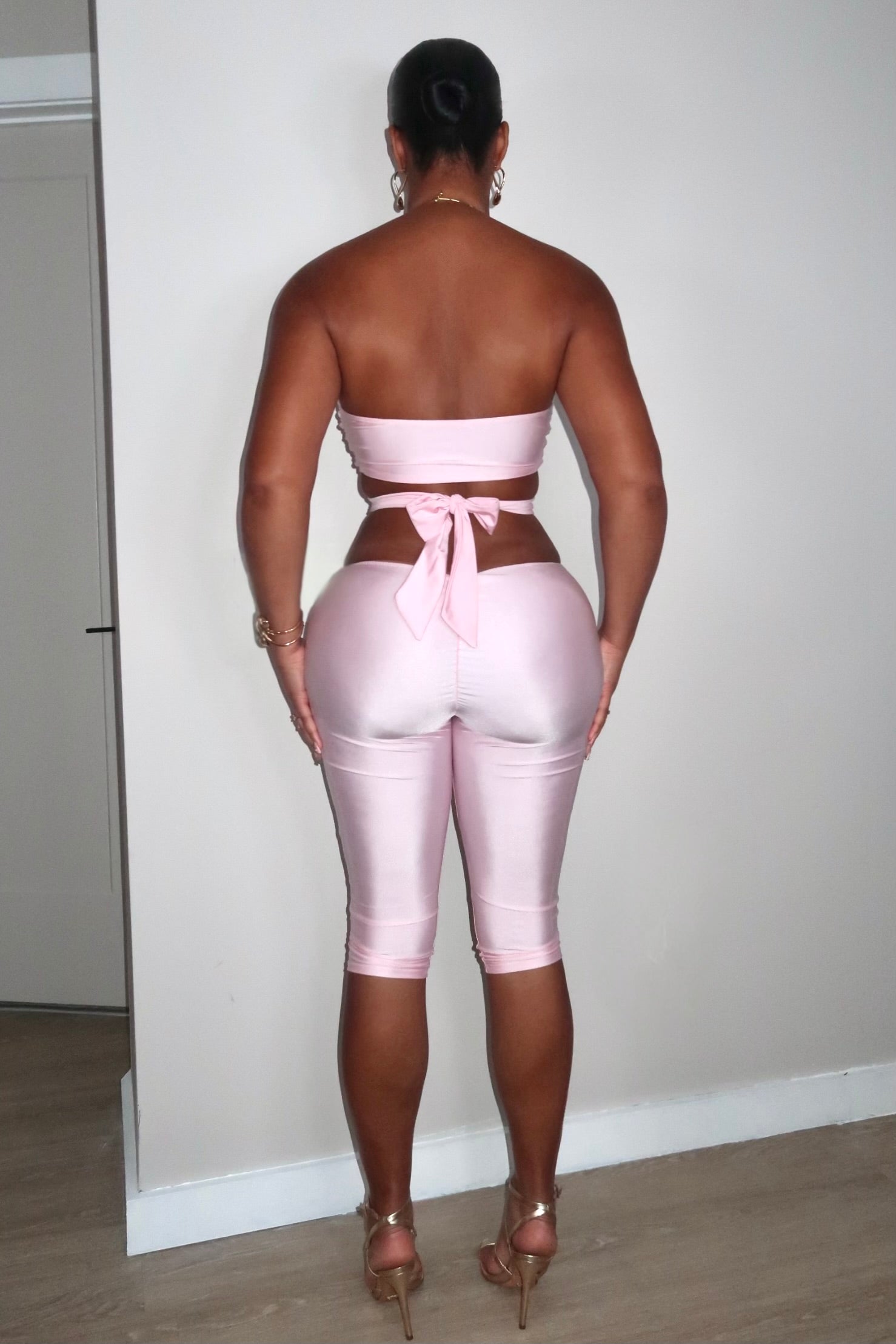 Demi Set
